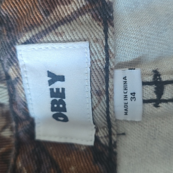 OBEY Classic Baggy Printed Pant,Color Camo, Retail Price $98.00 USD - Picture 10 of 16